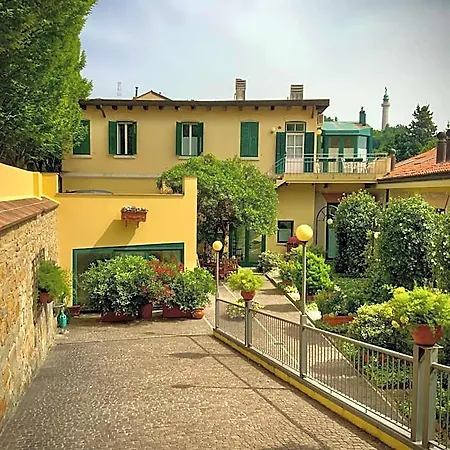 Le Residenze Dei Serravallo 4* Trieste